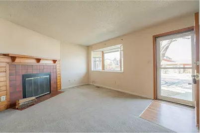 305 Quebec Ave, Longmont, CO 80501 - Photo 2