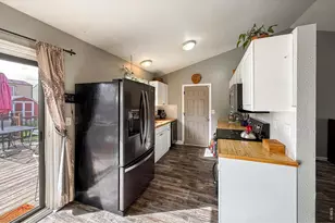 2109 Daley Dr, Longmont, CO 80501 - Photo 10