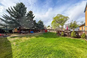 2109 Daley Dr, Longmont, CO 80501 - Photo 38