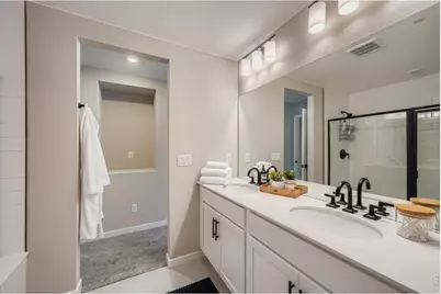 2848 Bear Springs Cir, Longmont, CO 80503 - Photo 10