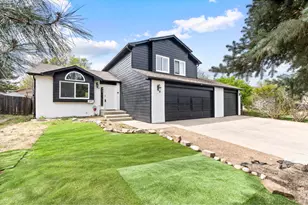 2317 42nd Ave Ct, Greeley, CO 80634 - Photo 2