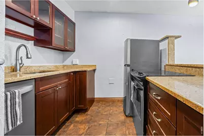 1050 N Corona St #216, Denver, CO 80218 - Photo 4