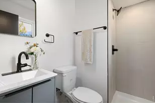 2124 Manchester Dr, Fort Collins, CO 80526 - Photo 26