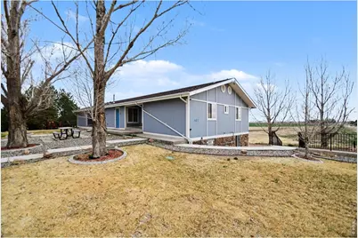 407 E Corona Ave, Wiggins, CO 80654 - Photo 2