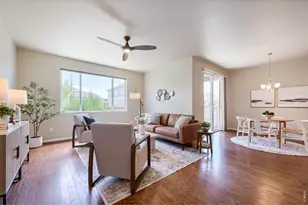 190 Sugar Beet Cir, Longmont, CO 80501 - Photo 2