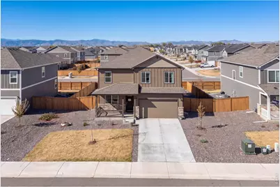 6427 Coralbell St, Wellington, CO 80549 - Photo 2