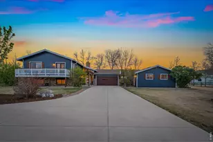 2021 Riverglen Dr, Berthoud, CO 80513 - Photo 2