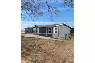 20175 Southgate Ave, La Salle, CO 80645 - Photo 2