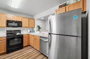 1015 Andrews Peak Dr, Fort Collins, CO 80521 - Photo 6