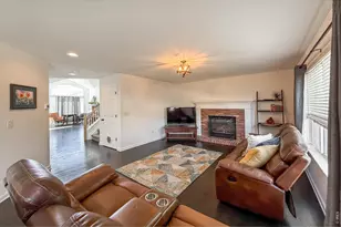 1233 Button Rock Dr, Longmont, CO 80504 - Photo 12