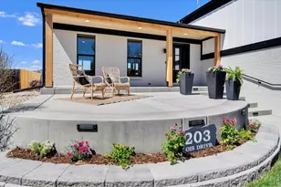 203 Lois Dr, Louisville, CO 80027 - Photo 4
