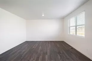 7359 W 27th St, Greeley, CO 80634 - Photo 2