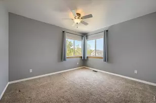 3965 Hawthorne Cir, Longmont, CO 80503 - Photo 24