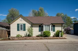 936 6th St, Berthoud, CO 80513 - Photo 2