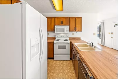 326 44th Ave, Greeley, CO 80634 - Photo 14