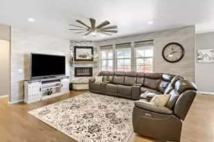 2169 Day Spring Dr, Windsor, CO 80550 - Photo 4
