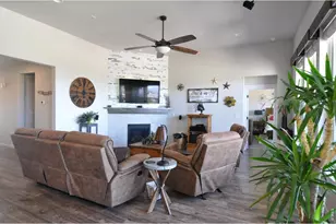 389 Bronco Ct, Berthoud, CO 80513 - Photo 10