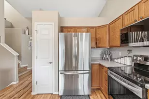 1147 Trout Creek Cir, Longmont, CO 80504 - Photo 12