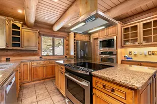 1490 Hummingbird Dr, Estes Park, CO 80517 - Photo 12