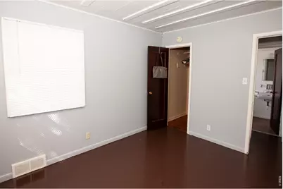 332 Broadway St, Sterling, CO 80751 - Photo 12