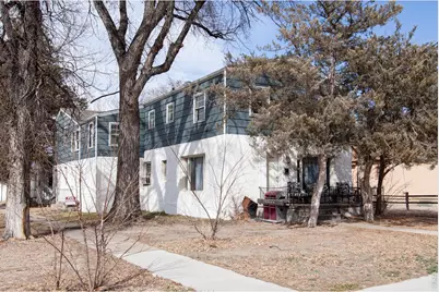 332 Broadway St, Sterling, CO 80751 - Photo 2