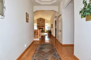 1047 Canal Dr, Windsor, CO 80550 - Photo 10