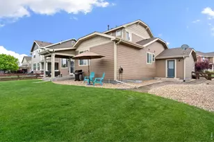 2084 Bayfront Dr, Windsor, CO 80550 - Photo 28