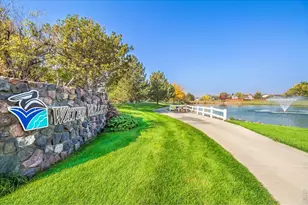 2084 Bayfront Dr, Windsor, CO 80550 - Photo 32