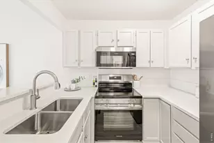 2106 Meadow Ct, Longmont, CO 80501 - Photo 12