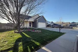 328 Glacier Ave, Brush, CO 80723 - Photo 2
