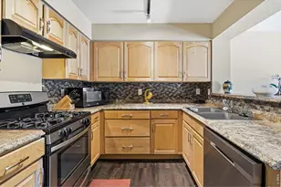 930 Button Rock Dr, Longmont, CO 80504 - Photo 12