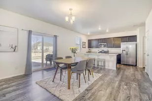1690 Whiteley Dr, Windsor, CO 80550 - Photo 8