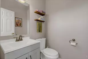 2276 Watersong Cir, Longmont, CO 80504 - Photo 8