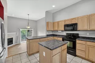 11250 Florence St, Commerce City, CO 80640 - Photo 12