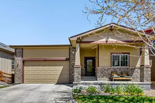 552 Newton Dr, Loveland, CO 80537 - Photo 2