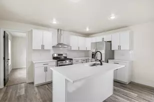 1203 Lilac Dr, Lochbuie, CO 80603 - Photo 2