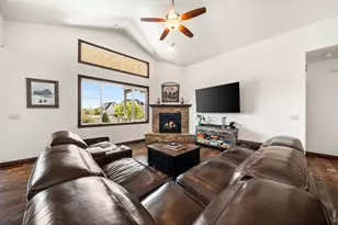 8213 Cherry Blossom Dr, Windsor, CO 80550 - Photo 10