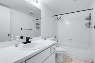 9725 E Harvard Ave, Denver, CO 80231 - Photo 20