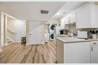 1222 E 130th Ave #B, Thornton, CO 80241 - Photo 22