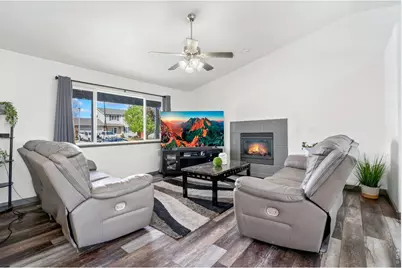 3240 Belmont Ct, Wellington, CO 80549 - Photo 8