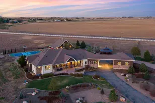 2418 Barry Ln, Fort Collins, CO 80524 - Photo 2