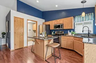 2902 Sunstone Dr, Fort Collins, CO 80525 - Photo 8