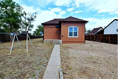 913 4th St, Greeley, CO 80631 - Photo 2