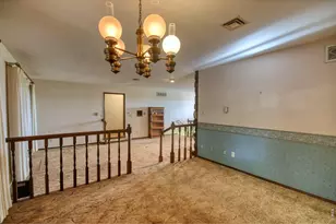912 E Riverview Ave, Fort Morgan, CO 80701 - Photo 8