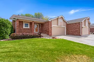 1205 Honeysuckle Ct, Windsor, CO 80550 - Photo 2