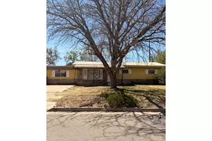 117 Pine St, Log Lane Village, CO 80705 - Photo 2