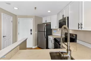 100 Park Ave W, Denver, CO 80205 - Photo 4