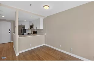 100 Park Ave W, Denver, CO 80205 - Photo 6
