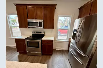 215 11th St, Greeley, CO 80631 - Photo 8