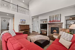 852 Laramie Ln, Erie, CO 80516 - Photo 4